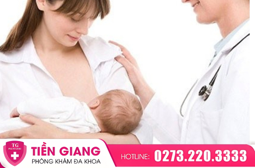 Chị em cần thăm khám kỹ lưỡng tại cơ sở y tế chuyên khoa.